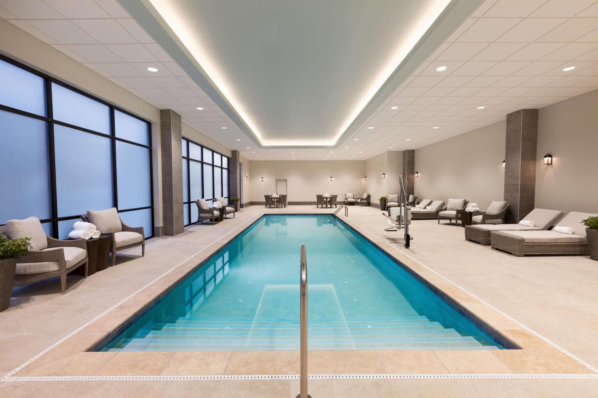 Embassy Suites By Hilton Wilmington Riverfront Экстерьер фото