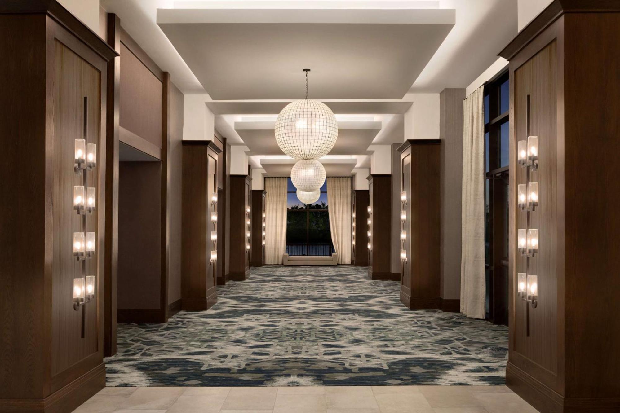 Embassy Suites By Hilton Wilmington Riverfront Экстерьер фото